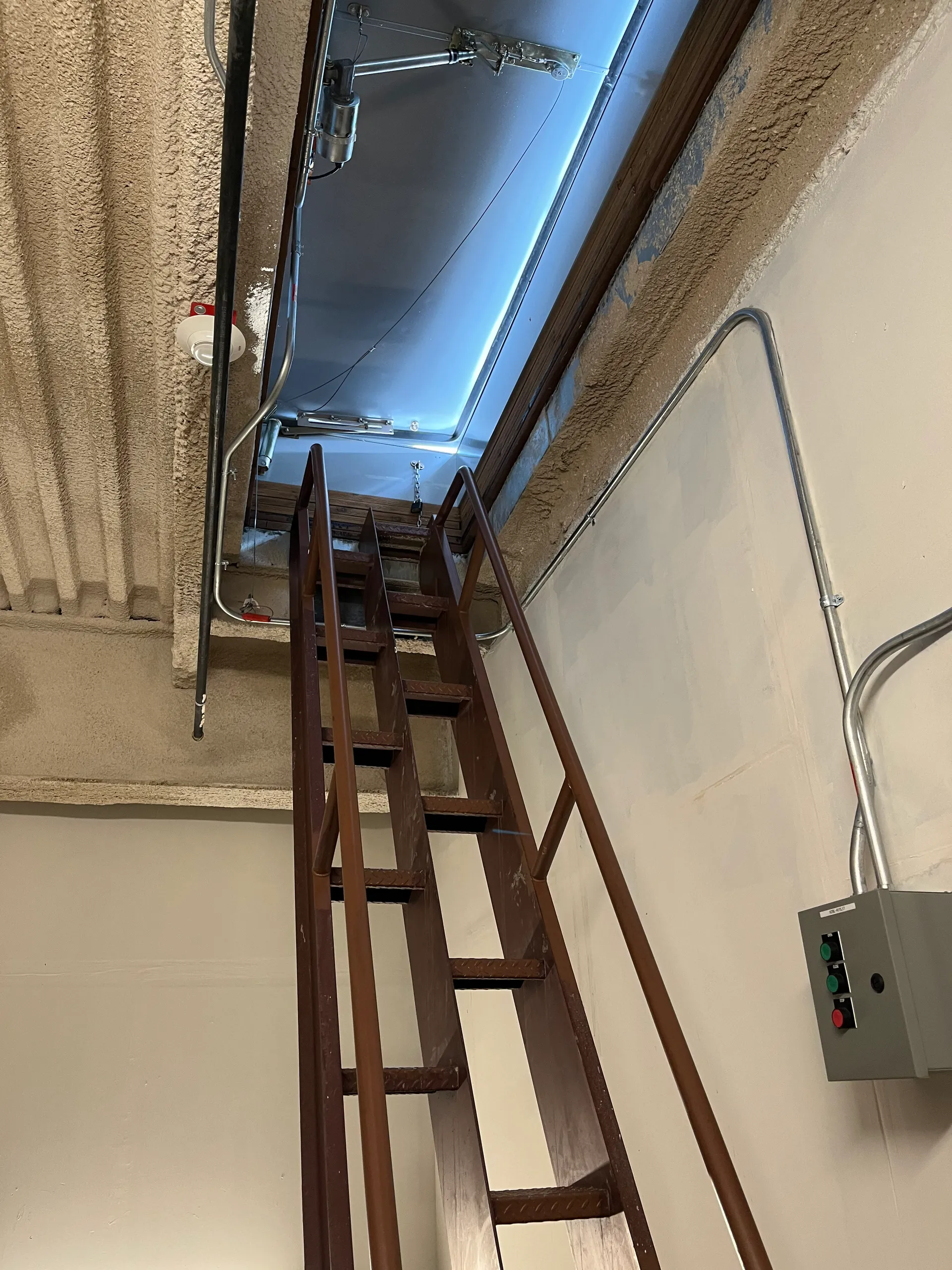Custom Motor Control for Hatch System